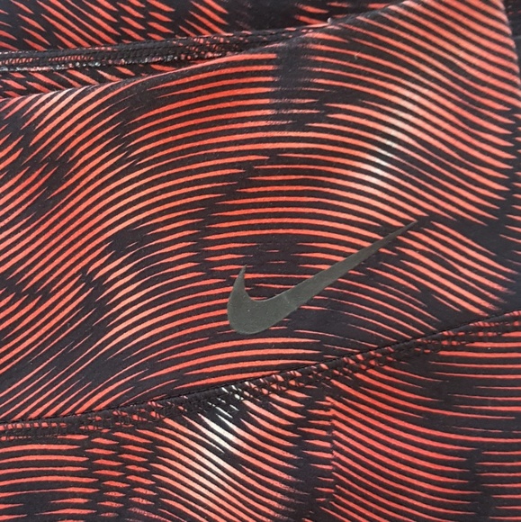 Nike Legend Workout Leggings/ Pants - Picture 6 of 6